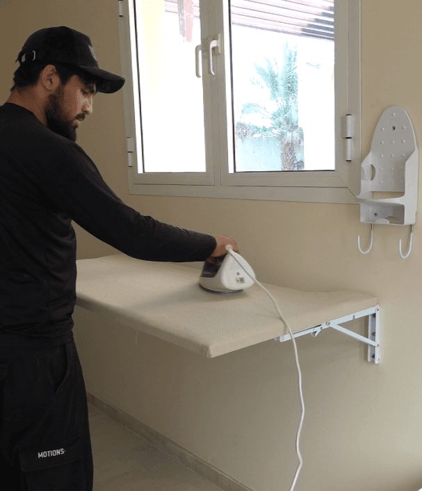 طاولة كي جدارية قابلة للطي — 3